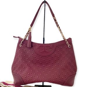 SALE!! Tory Burch Burgundy Quilted Fleming Tote EUC 🍇